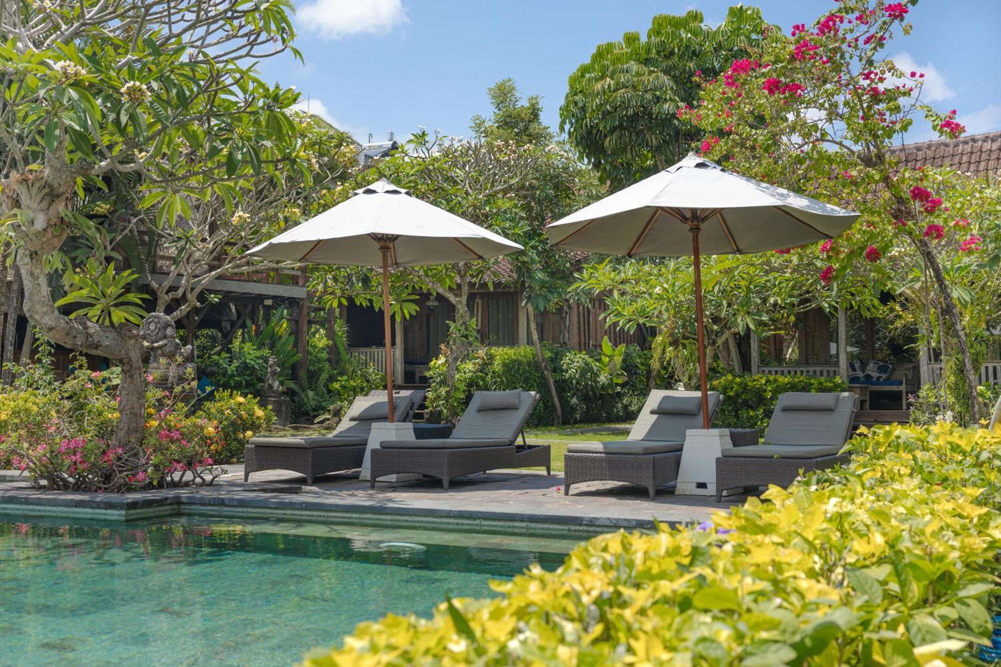 Bali Natha Beach Front Canggu Buitenkant foto